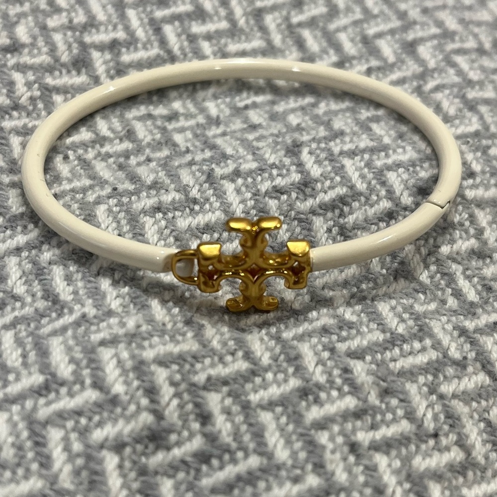 Tory Burch Gold Logo Cream Bracelet - Picture 3 of 5